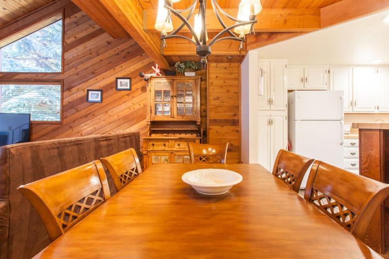 Snowflower # 62 - Townhome Mammoth Lakes Room photo